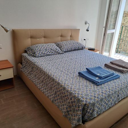 דירות Perledo La Casa Di Mario מראה חיצוני תמונה